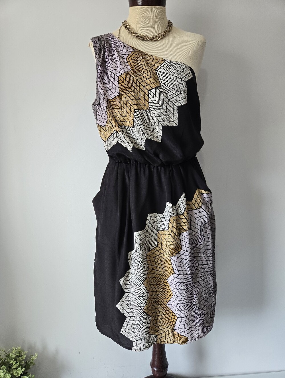 BCBGMaxAzria 100% Silk One-Shoulder Black Dress with Web Starburst Chevron Print
